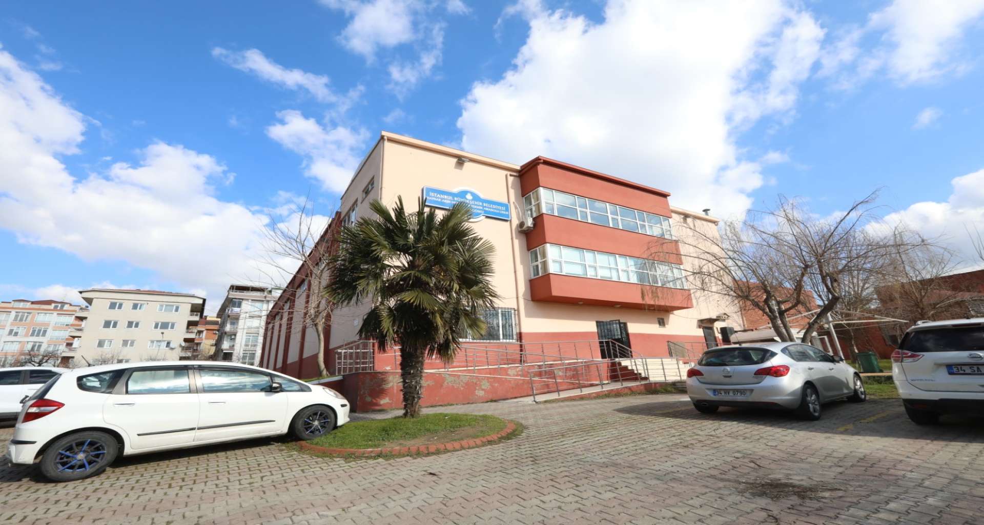 Orbay İlk/Orta Okulu Spor Salonu