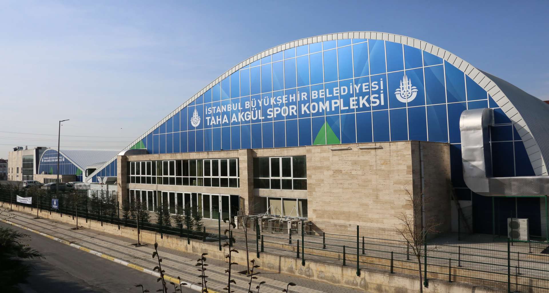 İBB Taha Akgül Spor Kompleksi
